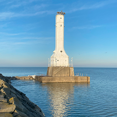 Lighthouse 400 x 400